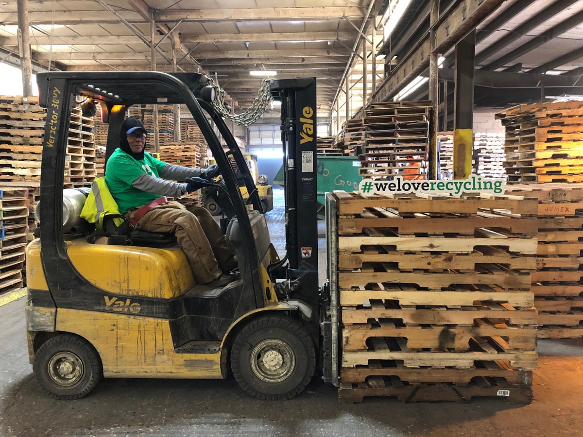 Go Green with Recycled Pallets