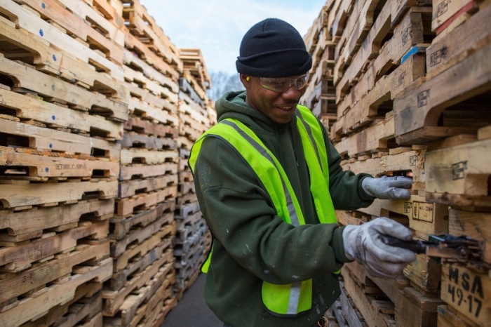 48forty pallet