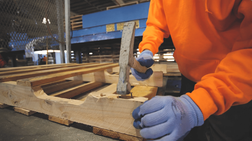 Lifecycle of recycled wooden pallets